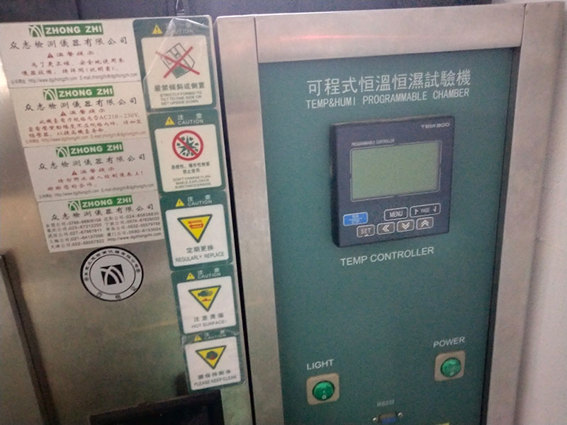 Temperature/Humidity programmable chamber