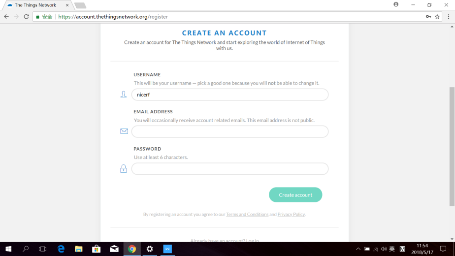 How the LoRaWAN gateway communicates with the server